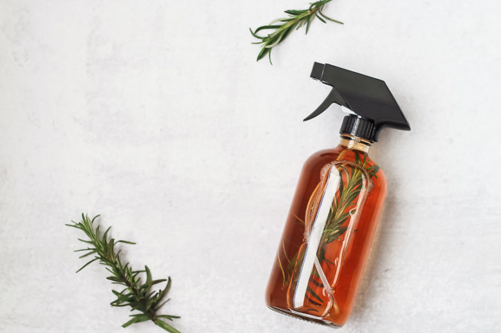DIY rosemary scalp rinse
