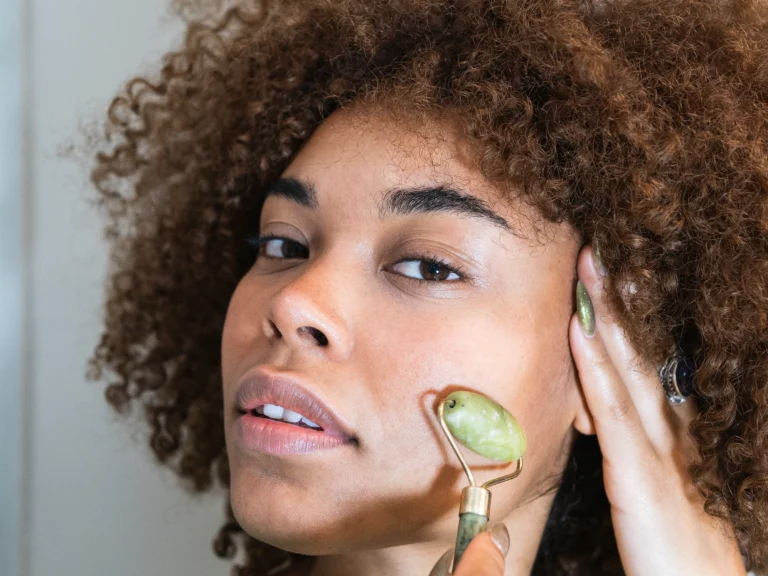 best jade rollers and gua sha for face lifting