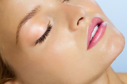long-lasting makeup tips for oily skin