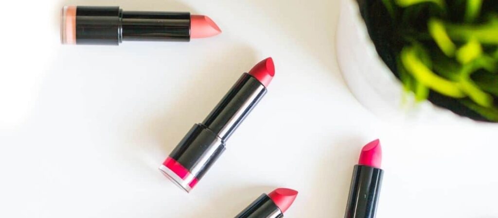vegan lipsticks with long-lasting matte finish