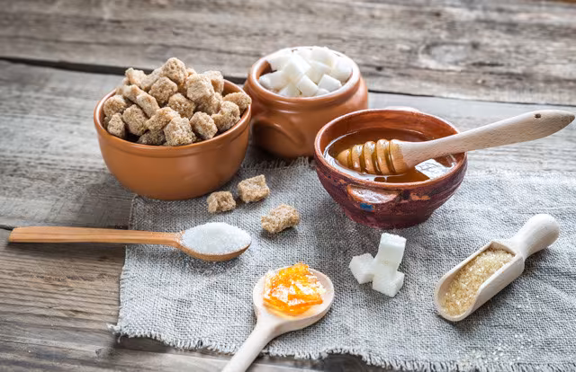 DIY lip scrub recipes for soft lips