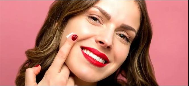 Best makeup tips for people with oily skin